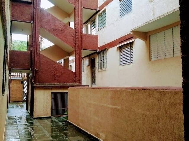 #APV345 - Apartamento para Venda em Carapicuíba - SP - 1