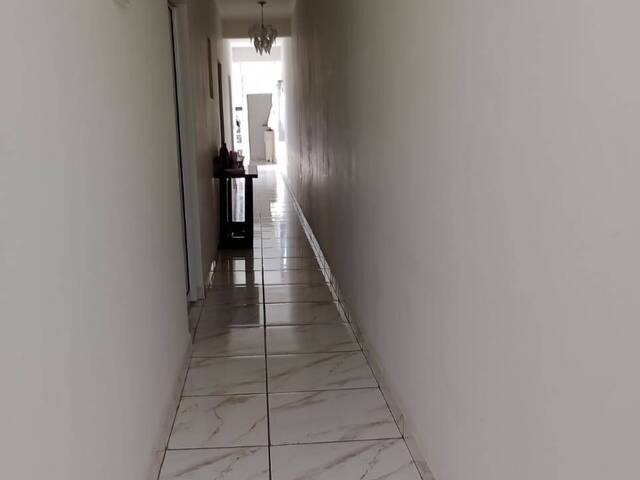 Casa para Venda em Carapicuíba - 4