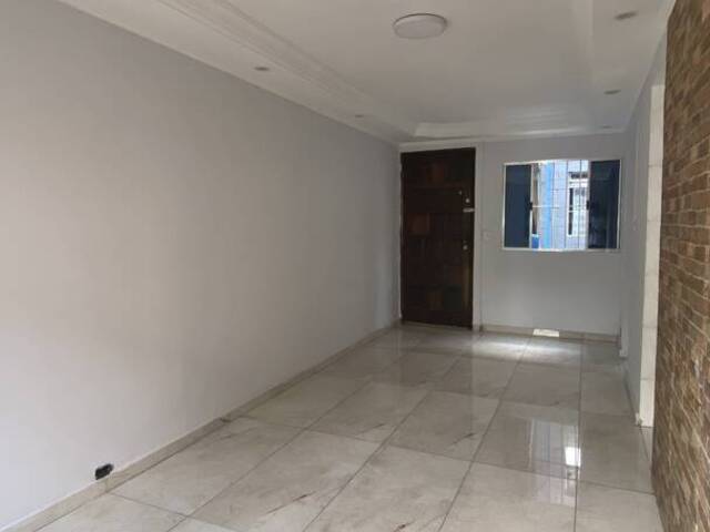 #APV746 - Apartamento para Venda em Carapicuíba - SP - 2