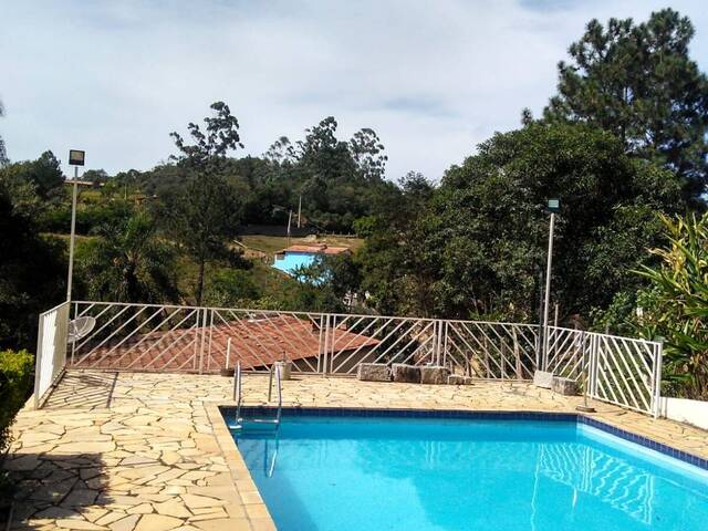 Venda em Pitangueira - Mairinque