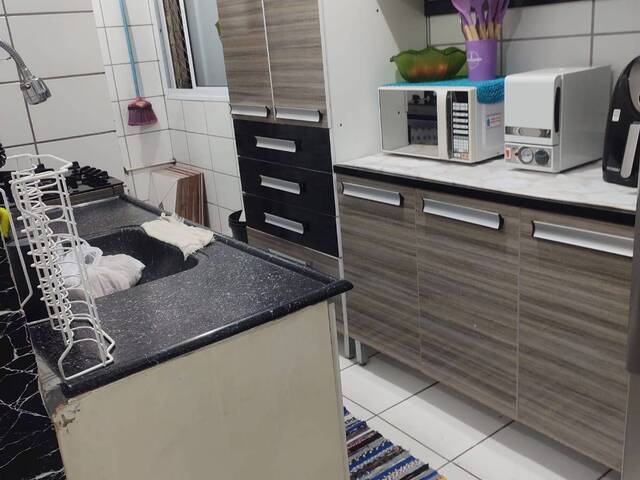 Apartamento para Venda em Carapicuíba - 4