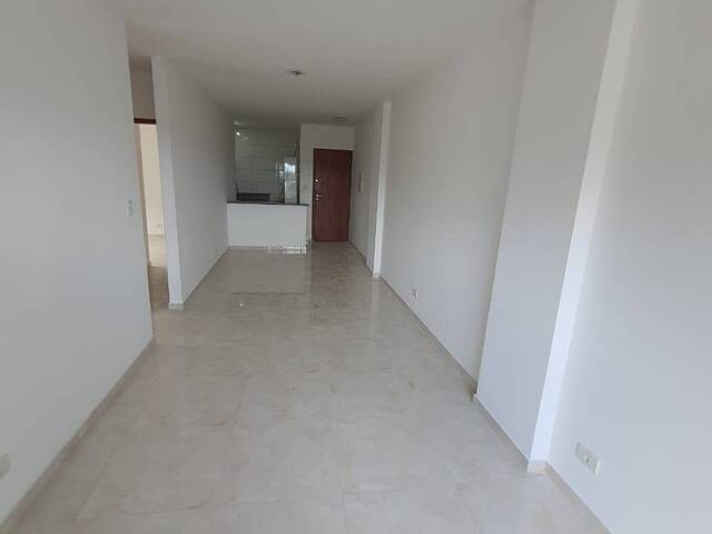 Apartamento para Venda em Mongaguá - 4