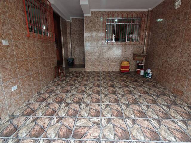 Casa para Venda em Carapicuíba - 5