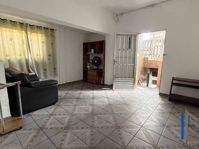 Casa para Venda em Carapicuíba - 5