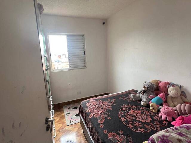 Apartamento para Venda em Carapicuíba - 4