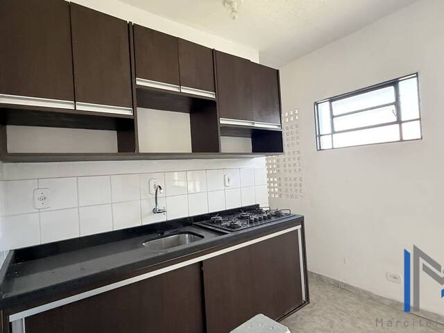 Apartamento para Venda em Carapicuíba - 4