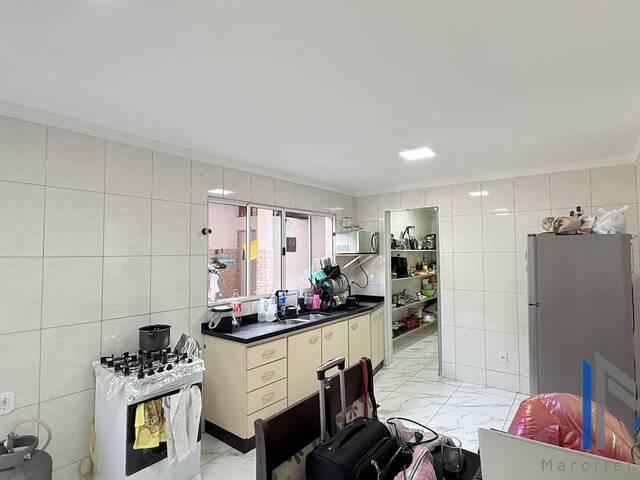 Casa para Venda em Carapicuíba - 4