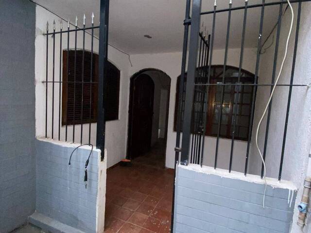 Casa para Venda em Carapicuíba - 5