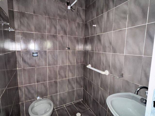 Casa para Venda em Carapicuíba - 5