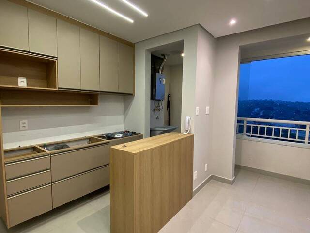 Apartamento para Venda em Carapicuíba - 2